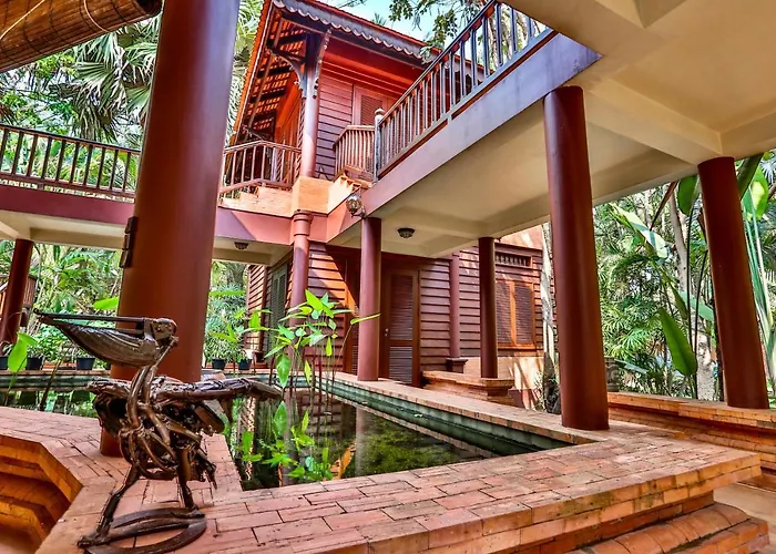 Athakon House - Private Luxurious 7 Bedrooms *