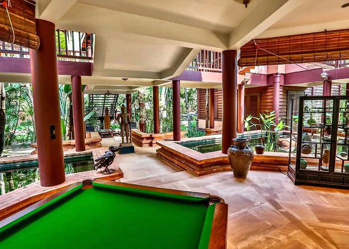 Athakon House - Private Luxurious 7 Bedrooms * Siem Reap