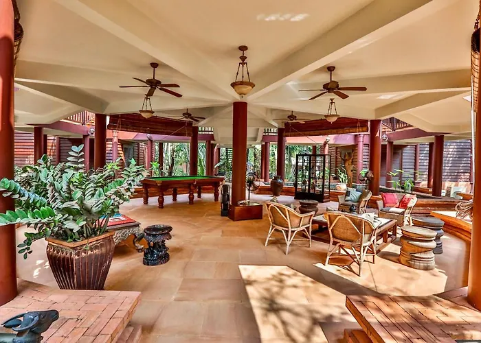 Athakon House - Private Luxurious 7 Bedrooms * Siem Reap