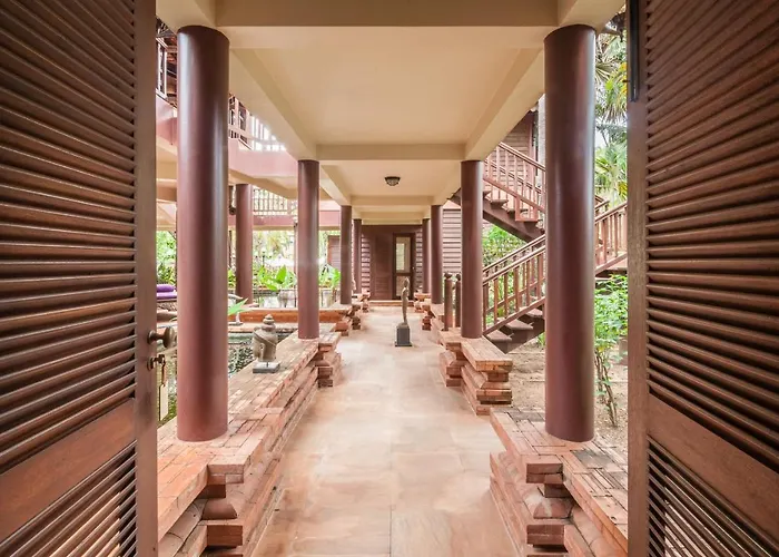 Athakon House - Private Luxurious 7 Bedrooms * Siem Reap