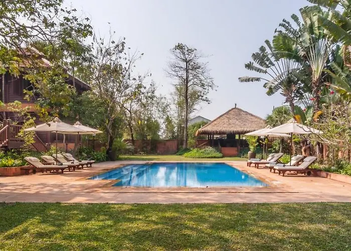 Athakon House - Private Luxurious 7 Bedrooms Willa